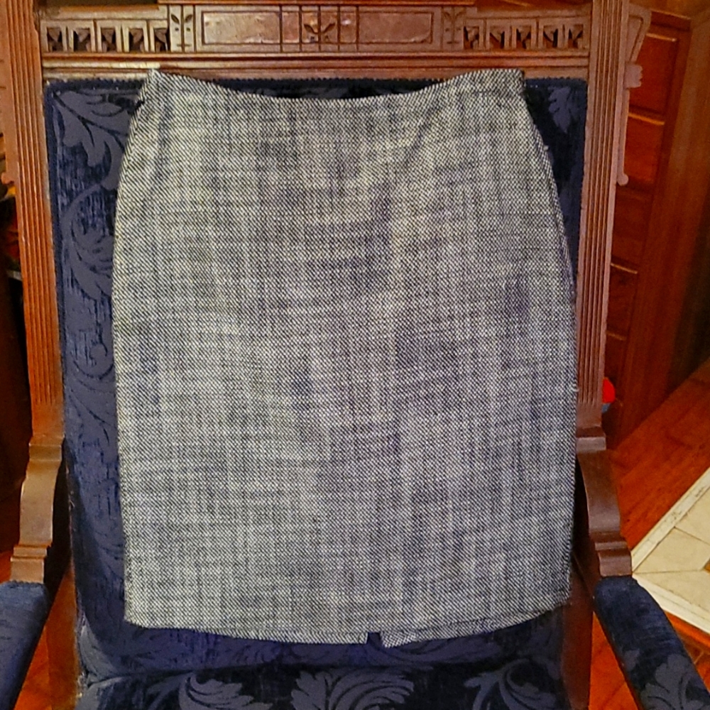 Black House White Market skirt